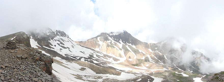 Erődfoglalás, Aragats-mászás, jereváni vendégeskedés