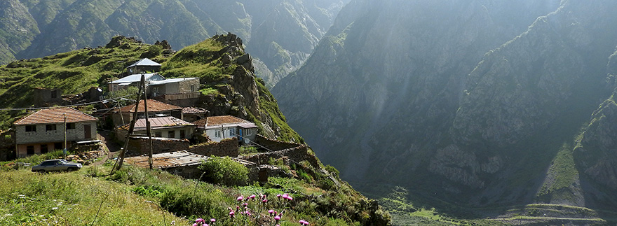 Ismerkedés Kazbegi környékével Ismerkedés Kazbegi környékével